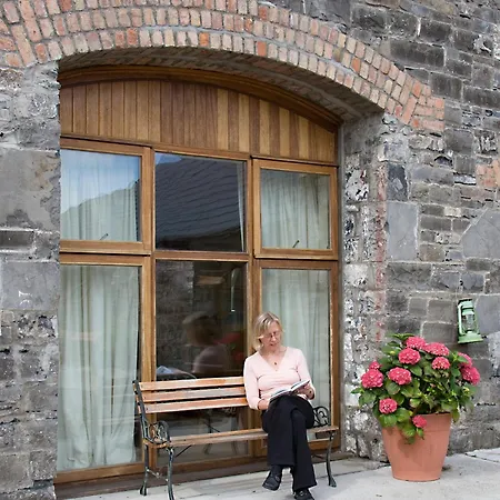 The Henhouse, Duffys Of Ballybin, 4-star Ashbourne
